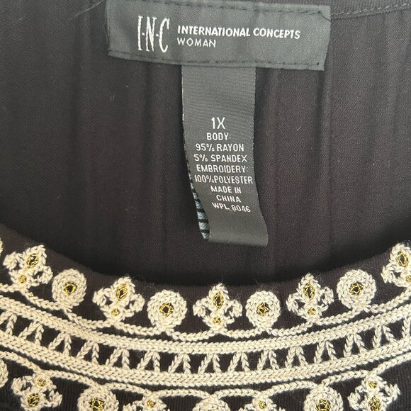 Black rayon Indian style tunic with white embroidery - Picture 4 of 6